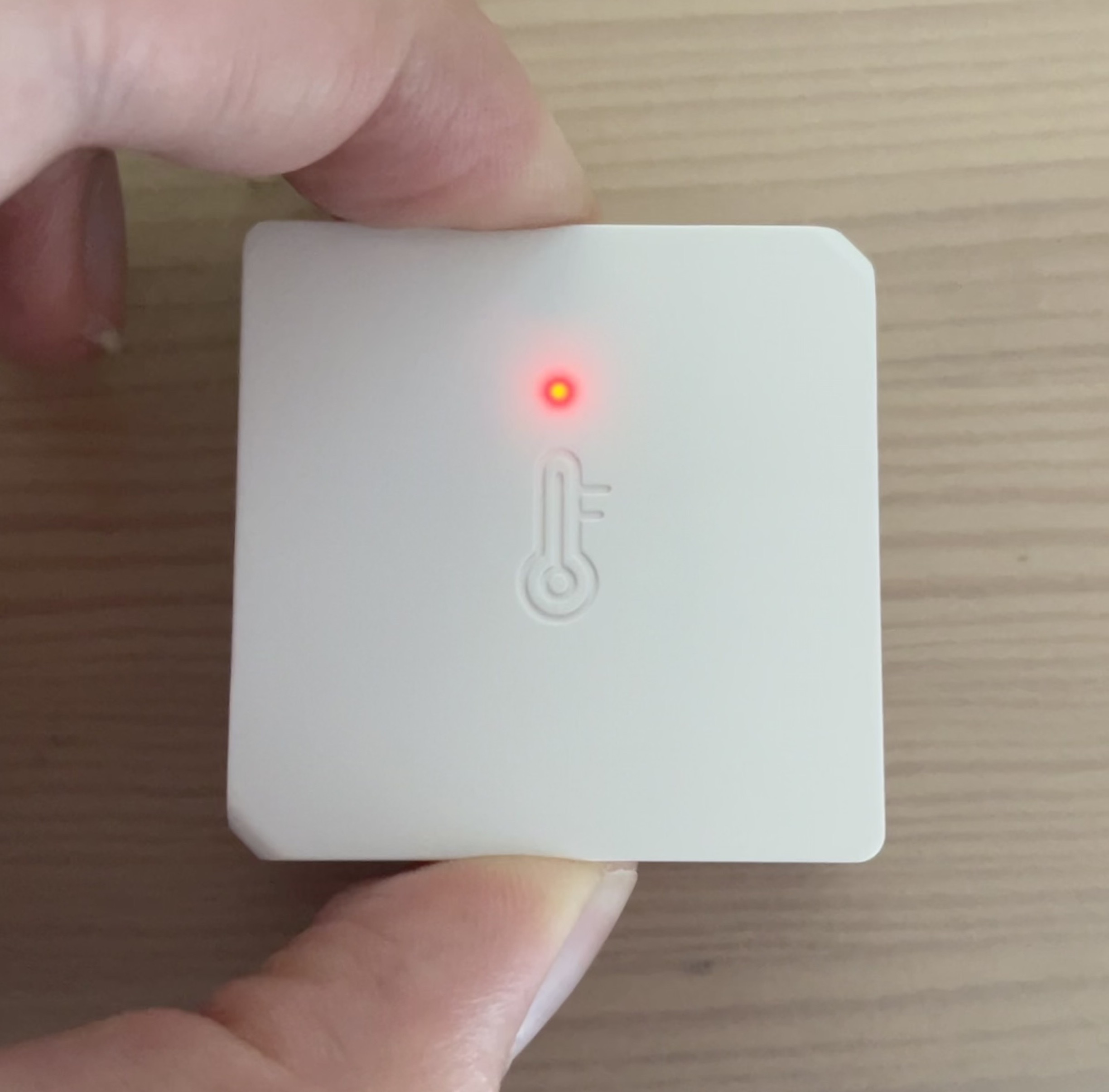 How do I connect these Xiaomi clock and temperature devices to Home  Assistant? Does it use zigbee, bluetooth, or any other? : r/homeassistant