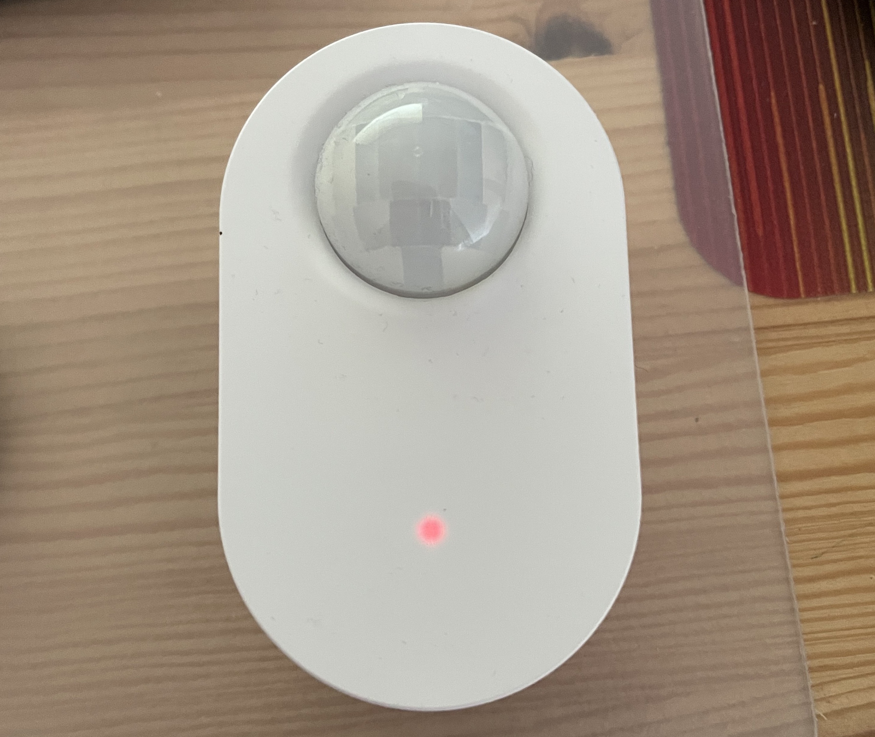 IKEA Tradfri Motion Sensor in Pairing Mode